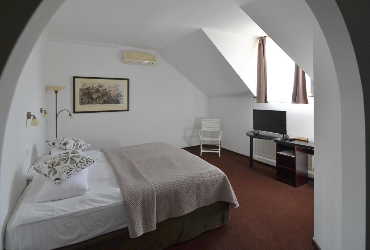 קניב Knyazha Hora Hotel מראה חיצוני תמונה